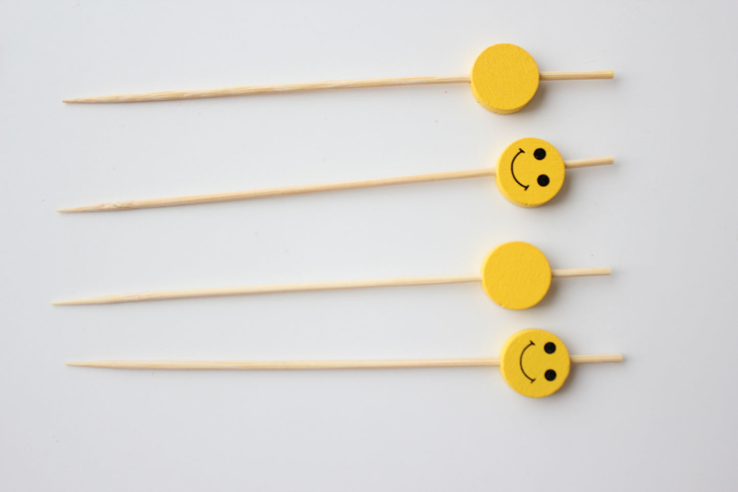 Models 101~200 | Bamboo Fruit Picks Food Picks – 10000pcs/Carton | Disposable Skewers for Parties & Catering | EXW Prices