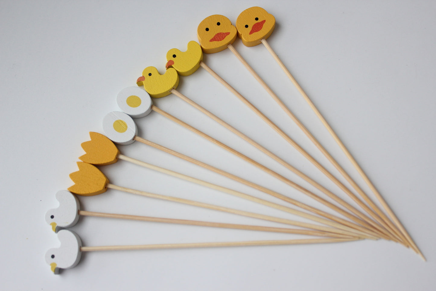 Models 101~200 | Bamboo Fruit Picks Food Picks – 10000pcs/Carton | Disposable Skewers for Parties & Catering | EXW Prices